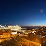 Alfama, The Heart Of Fado - Minutes From Tram 28