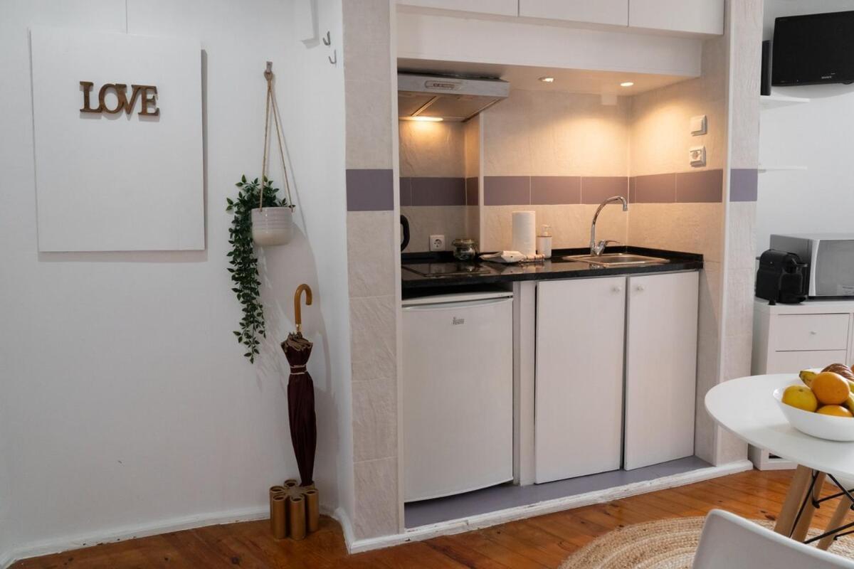 Apartment Alfama, The Heart Of Fado - Minutes From Tram 28 Lissabon