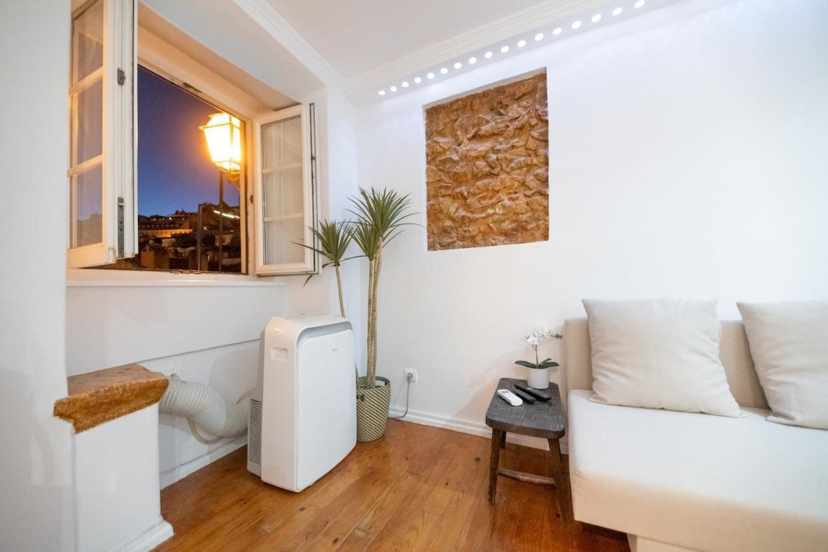 Alfama, The Heart Of Fado - Minutes From Tram 28 Apartment Lissabon