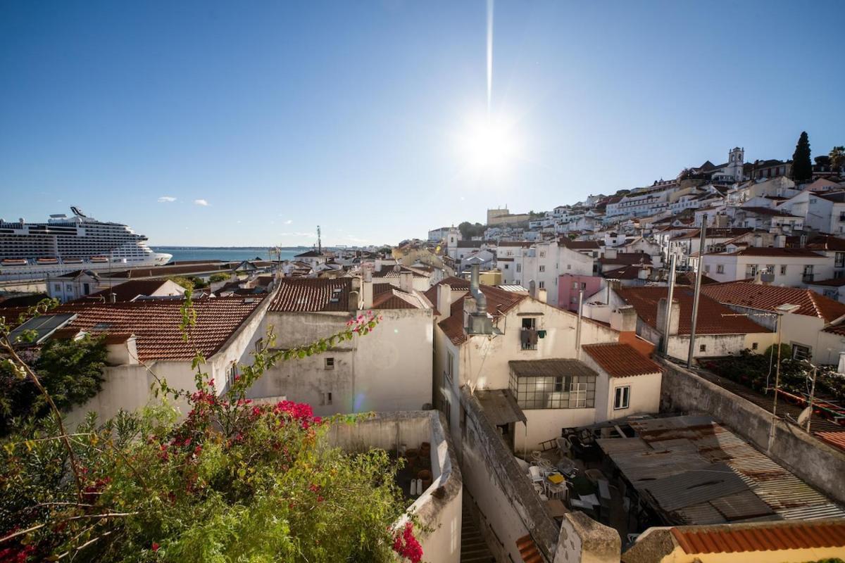 Alfama, The Heart Of Fado - Minutes From Tram 28 Apartment