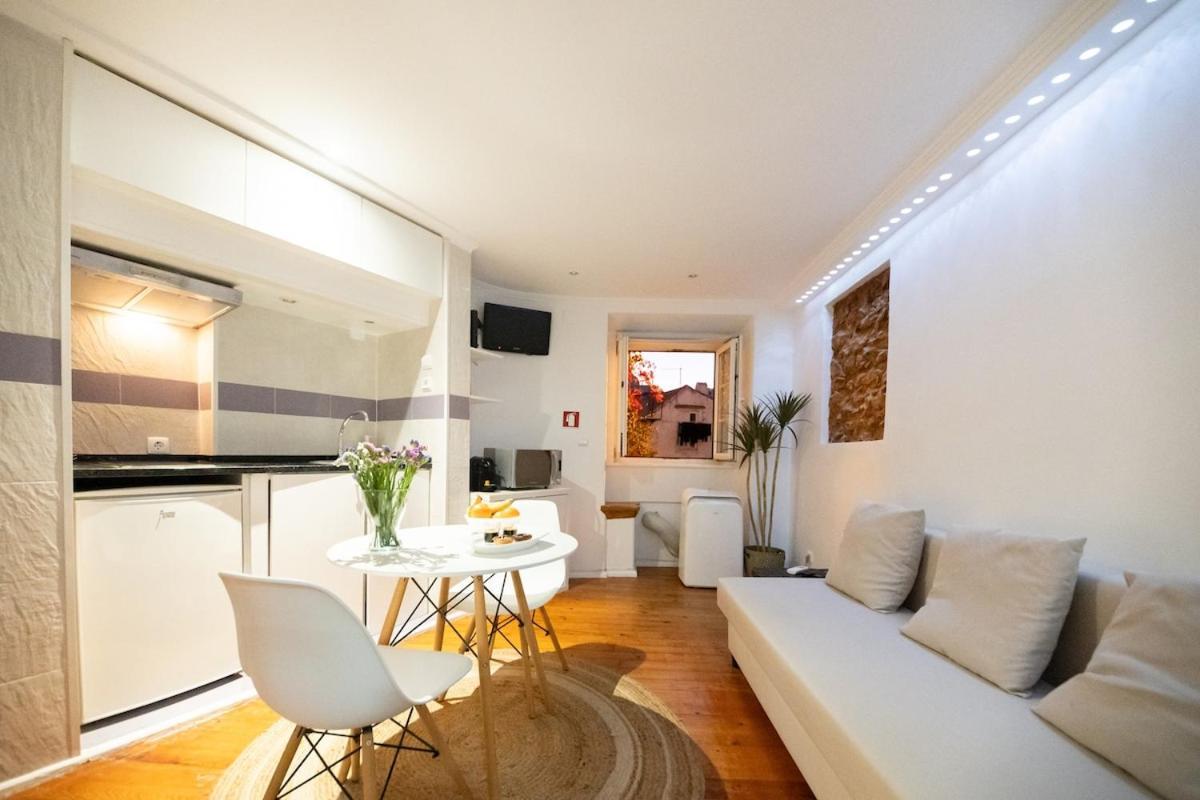 Apartment Alfama, The Heart Of Fado - Minutes From Tram 28 Lissabon